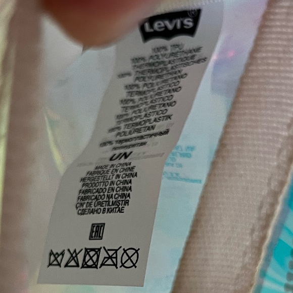 LEVI'S | Hologram Belt Bag - Picture 7 of 7